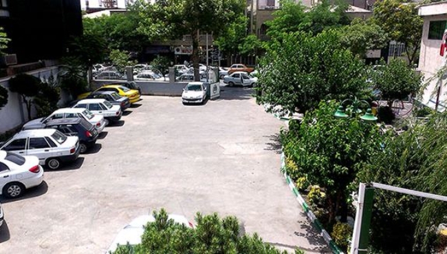 پارکینگ هتل باختر مشهد